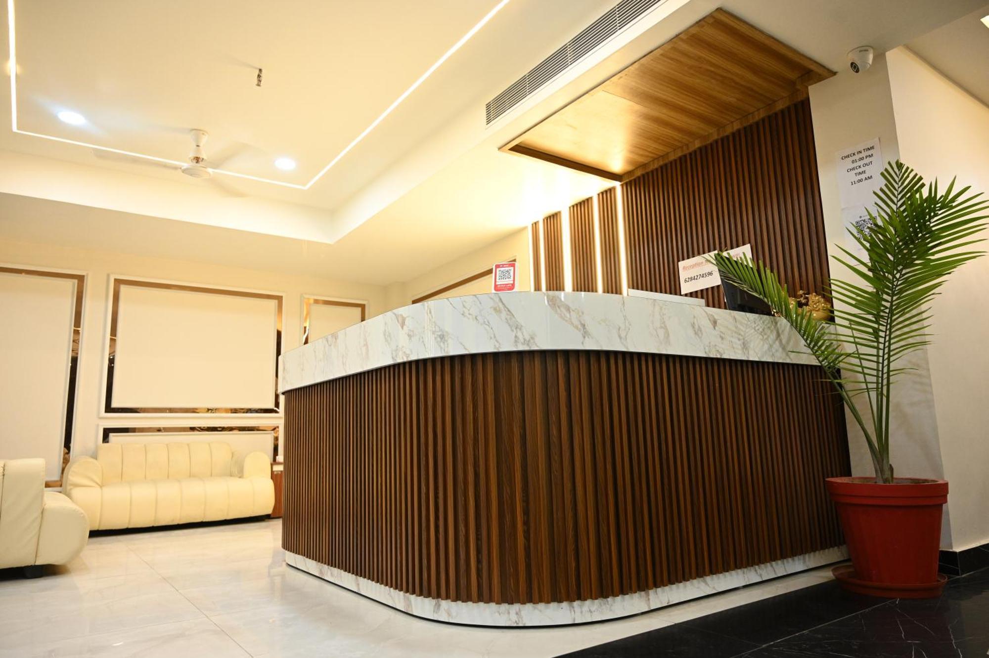 The Janki Hotel Ayodhya Exterior photo